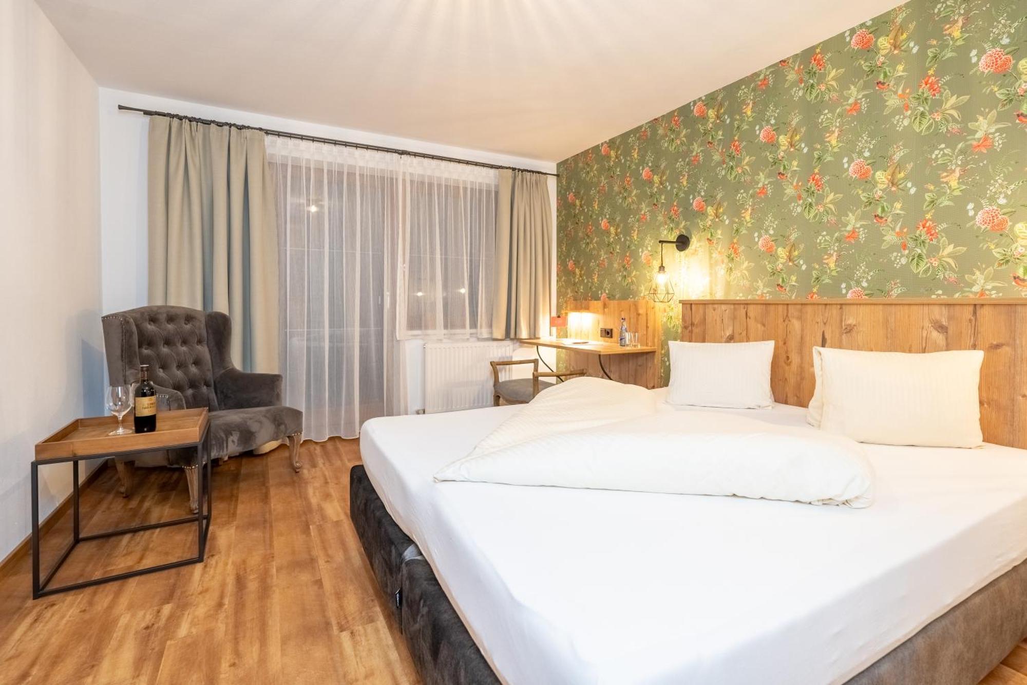 Hotel Krone Tirol Reutte Exteriér fotografie