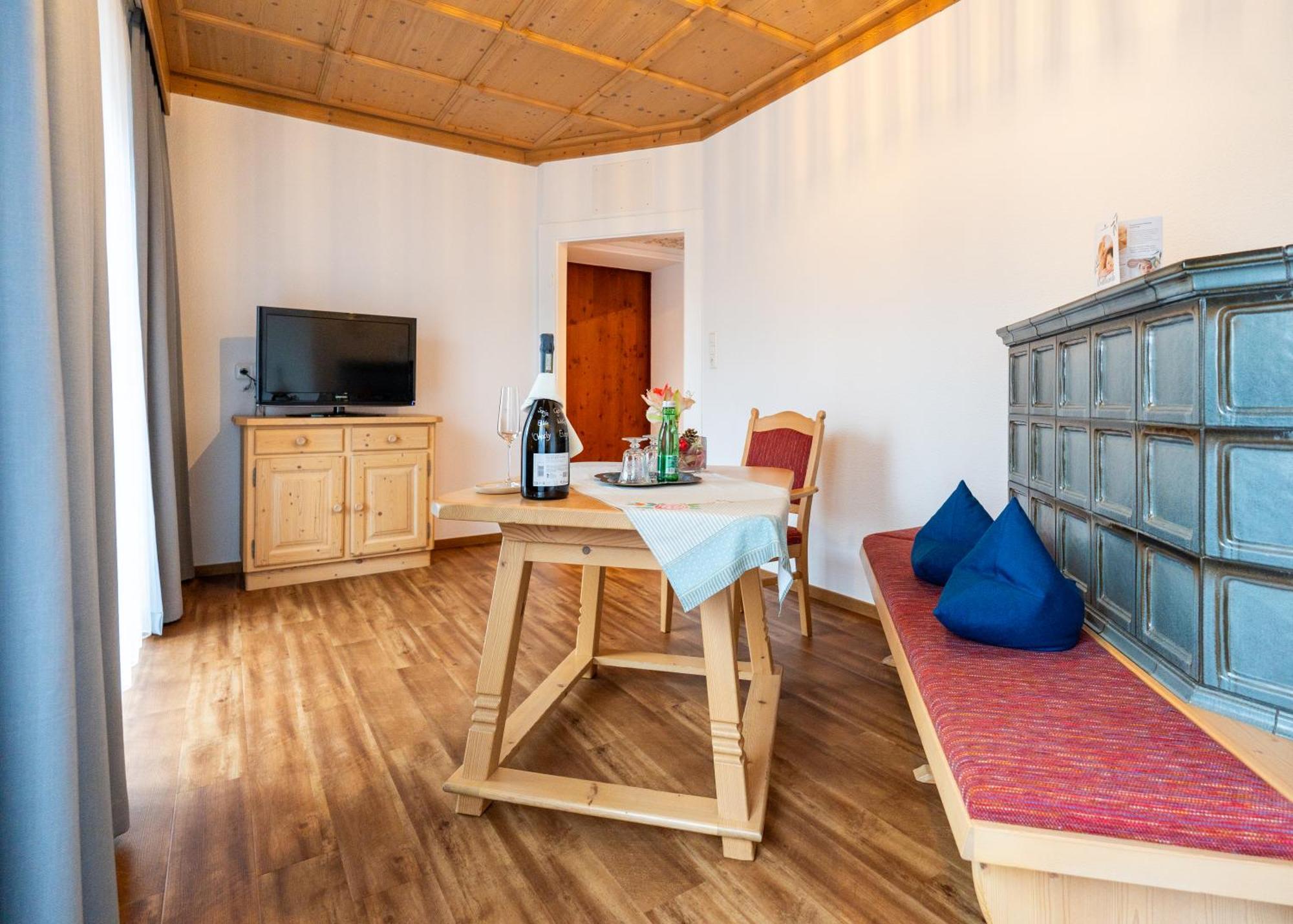 Hotel Krone Tirol Reutte Exteriér fotografie