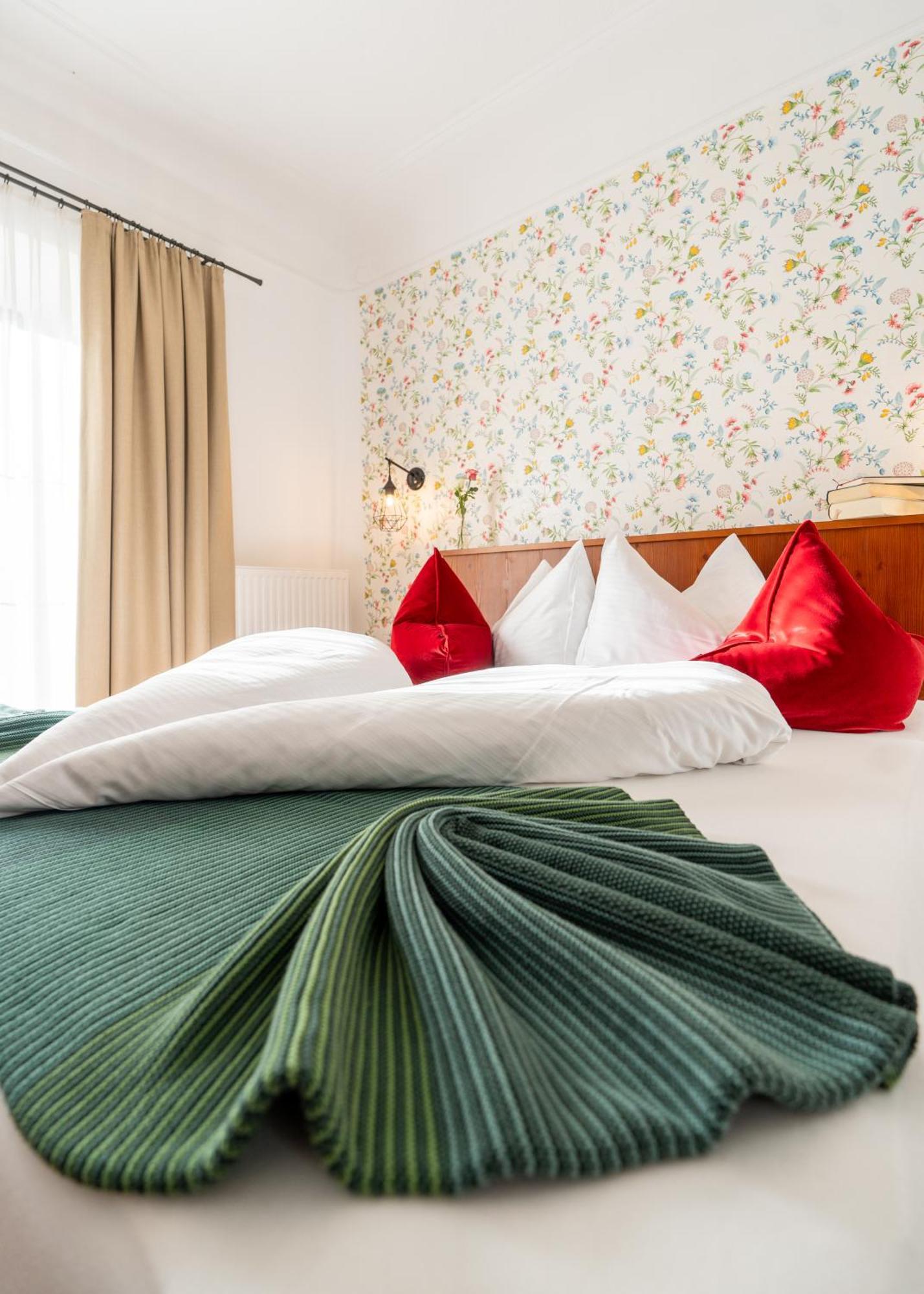 Hotel Krone Tirol Reutte Exteriér fotografie